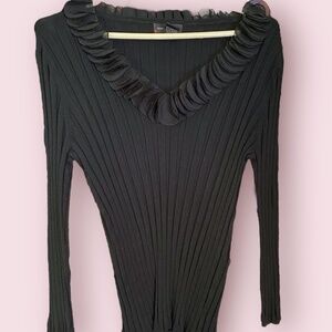 NWOT Prominence Rib Knit Black Pullover Sweater Fitted Ruffle Circle Collar XL